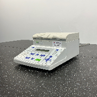 METTLER TOLEDO RE40 Refractometer image 1